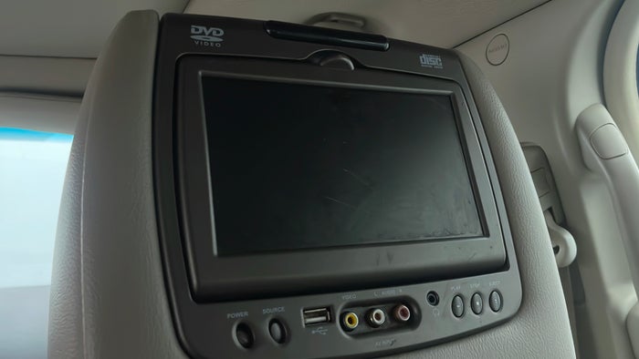 LINCOLN MKX-Infotainment System Passenger Display Scratch