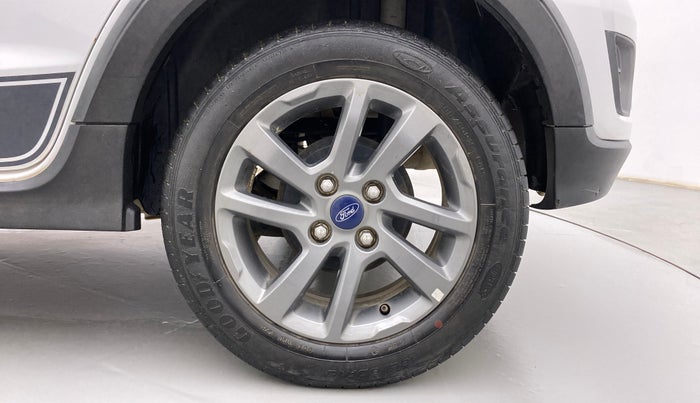 2019 Ford FREESTYLE TITANIUM PLUS 1.2 PETROL, Petrol, Manual, 44,591 km, Left Rear Wheel