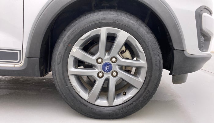 2019 Ford FREESTYLE TITANIUM PLUS 1.2 PETROL, Petrol, Manual, 44,591 km, Right Front Wheel