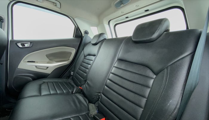 2014 Ford Ecosport 1.5 TREND TDCI, Diesel, Manual, 43,869 km, Right Side Rear Door Cabin