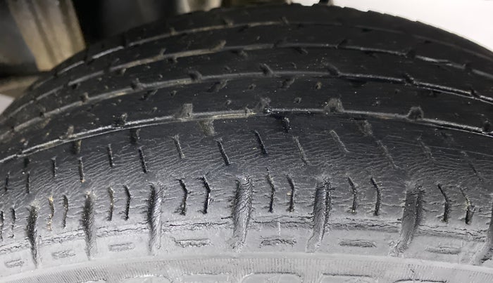 2017 Maruti Alto K10 VXI P, Petrol, Manual, 33,624 km, Left Rear Tyre Tread