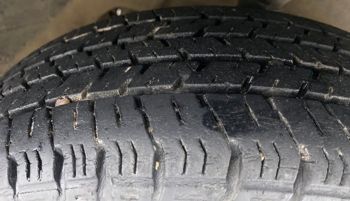 2017 Maruti Alto K10 VXI P, Petrol, Manual, 33,624 km, Right Front Tyre Tread