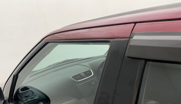 2016 Maruti Swift Dzire VXI, Petrol, Manual, 55,794 km, Front passenger door - Door visor damaged