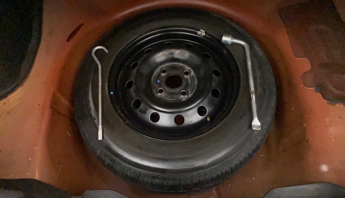2016 Maruti Swift Dzire VXI, Petrol, Manual, 55,794 km, Spare Tyre