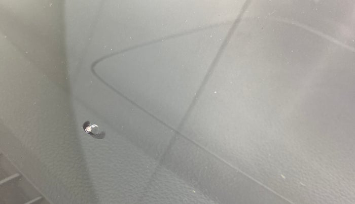 2018 Maruti IGNIS DELTA 1.2, Petrol, Manual, 54,509 km, Front windshield - Minor spot on windshield