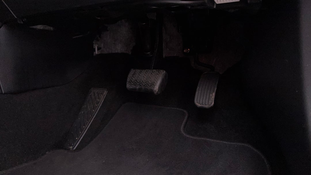 2024 Toyota Corolla Ascent Sport, Automatic, 35293 km, Pedals and Footmat