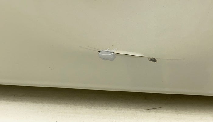 2021 Mahindra XUV300 W8 (O) 1.5 DIESEL, Diesel, Manual, 68,950 km, Dicky (Boot door) - Slightly rusted