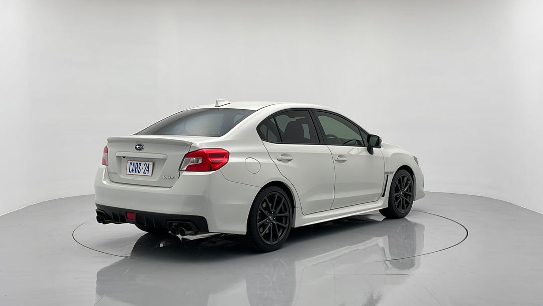 Right Back Diagonal (45- Degree) View