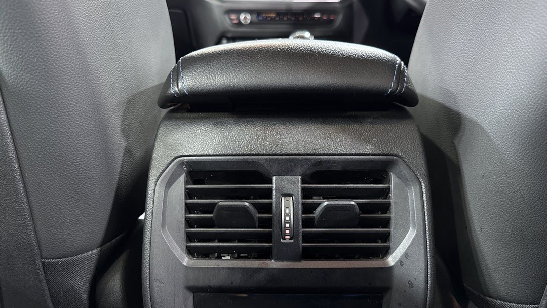 2021 BMW 3 30e M Sport Phev, Automatic, 48061 km, Rear A/C Vent