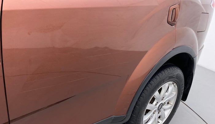 2018 Mahindra XUV500 W9, Diesel, Manual, 84,193 km, Rear left door - Minor scratches