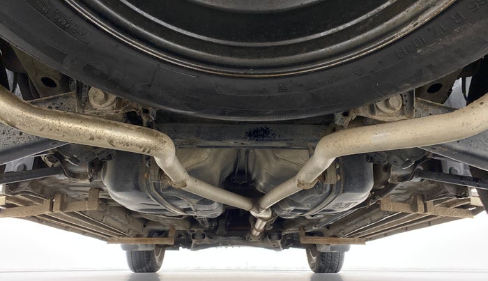 2018 Mahindra XUV500 W9, Diesel, Manual, 84,193 km, Rear Underbody