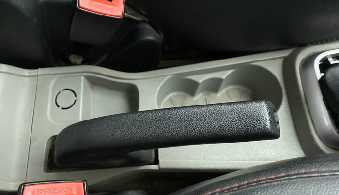 2016 Tata Tiago XT PETROL, Petrol, Manual, 1,10,096 km, Gear lever - Hand brake lever cover torn