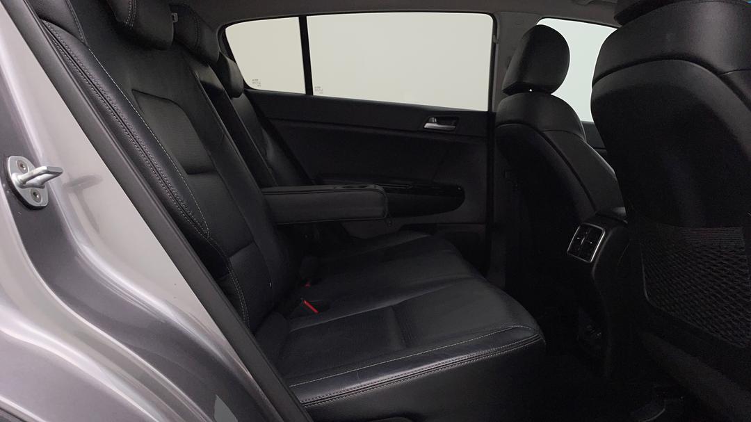 2016 Kia Sportage Platinum (awd) Gt Line, Automatic, 114056 km, Right Side Rear Door Cabin View