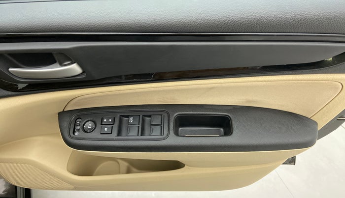 2021 Honda Amaze 1.2 V CVT I VTEC, Petrol, Automatic, 21,826 km, Driver Side Door Panels Control