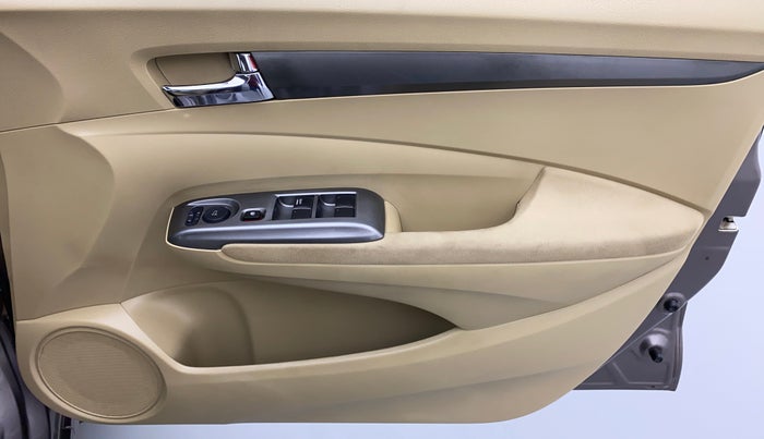 2013 Honda City V MT PETROL, Petrol, Manual, 32,393 km, Driver Side Door Panels Control
