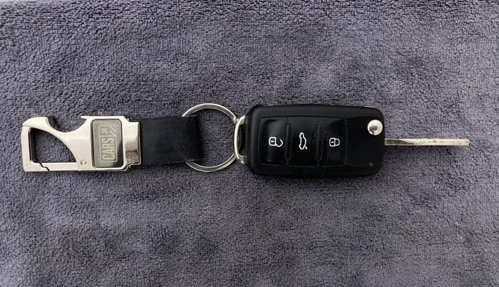 2016 Volkswagen Ameo HIGHLINE 1.5, Diesel, Manual, 84,051 km, Key Close Up