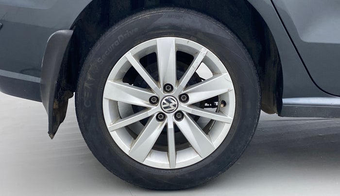 2016 Volkswagen Ameo HIGHLINE 1.5, Diesel, Manual, 84,051 km, Right Rear Wheel