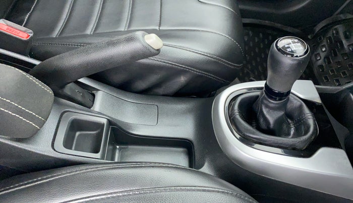 2019 Honda WR-V 1.2 i-VTEC VX MT, Petrol, Manual, 43,575 km, Gear Lever