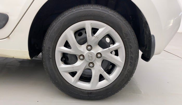 2018 Hyundai Grand i10 MAGNA 1.2 KAPPA VTVT, CNG, Manual, 24,039 km, Left Rear Wheel