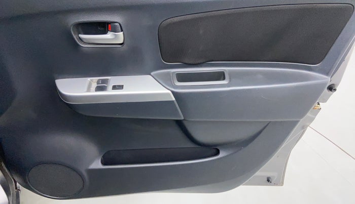 2012 Maruti Wagon R 1.0 LXI, CNG, Manual, 76,339 km, Driver Side Door Panels Control