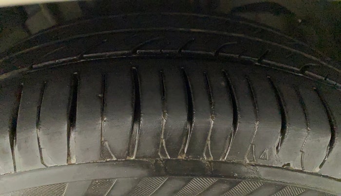 2019 Tata TIGOR REVOTORQ XZ+, Diesel, Manual, 59,701 km, Left Front Tyre Tread