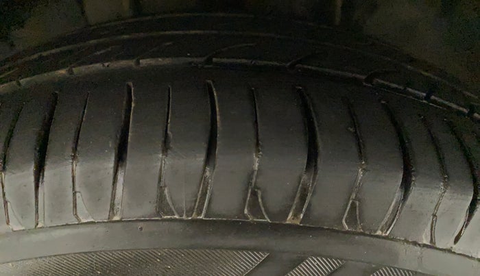 2019 Tata TIGOR REVOTORQ XZ+, Diesel, Manual, 59,701 km, Right Front Tyre Tread