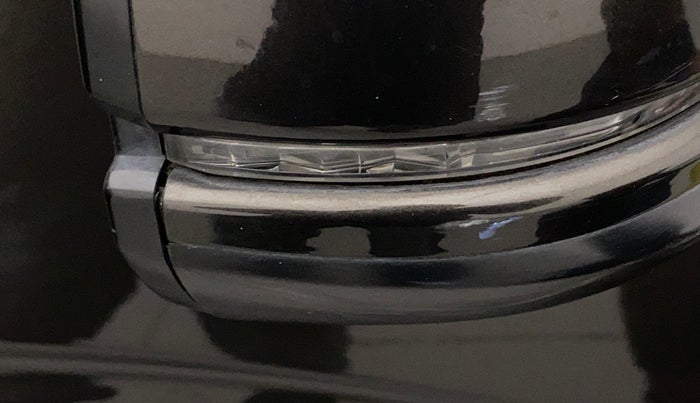 2016 Honda Jazz 1.2L I-VTEC V, Petrol, Manual, 1,10,325 km, Right rear-view mirror - Minor scratches