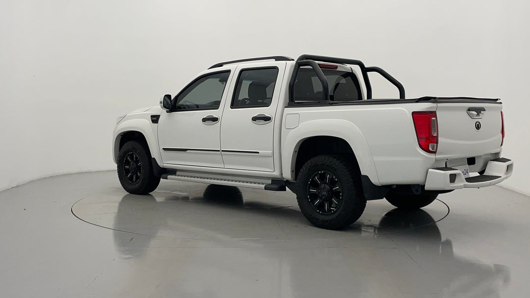 Left Back Diagonal (45- Degree) View