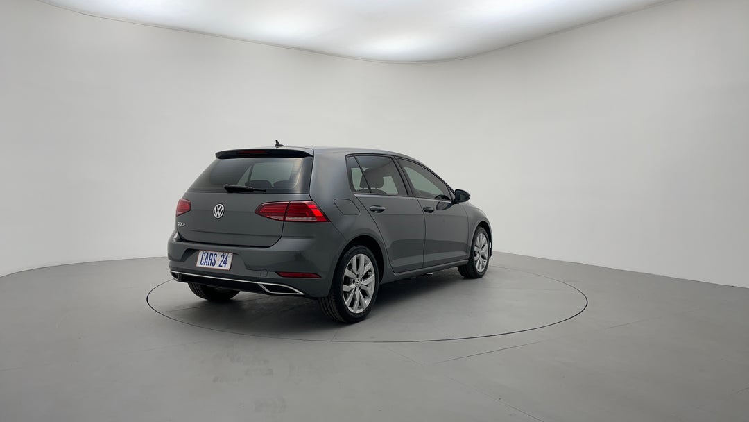 Right Back Diagonal (45- Degree) View