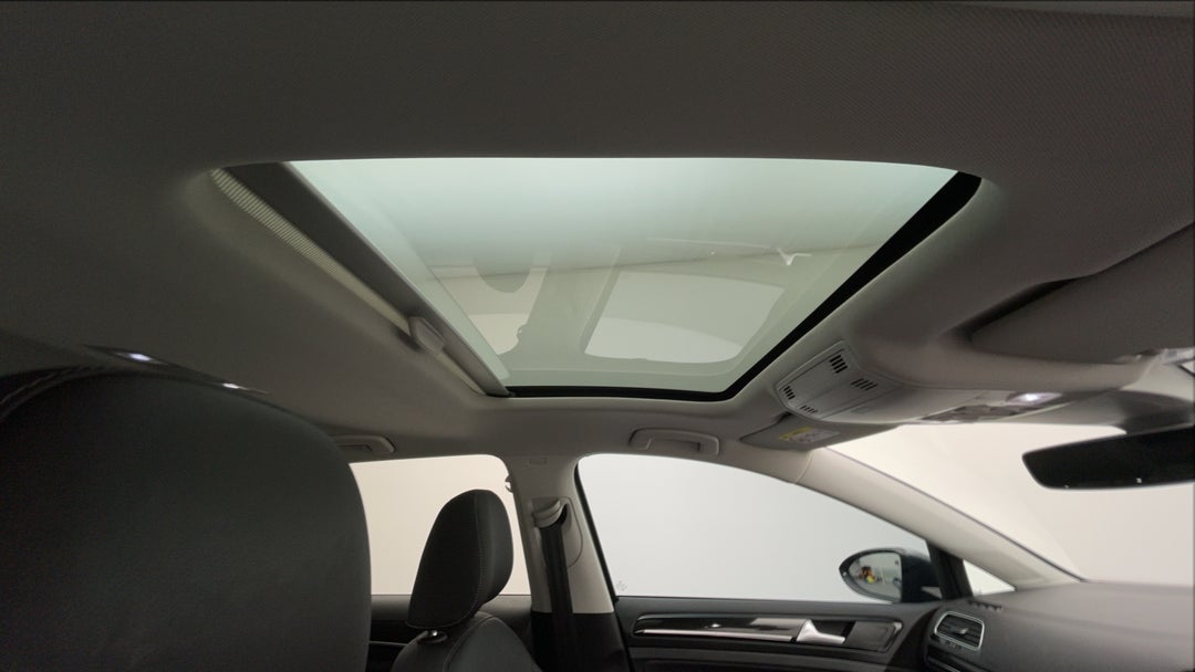 Interior Sunroof/Moonroof