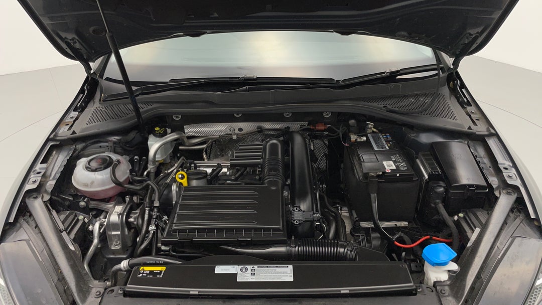 Open Bonnet (Engine)