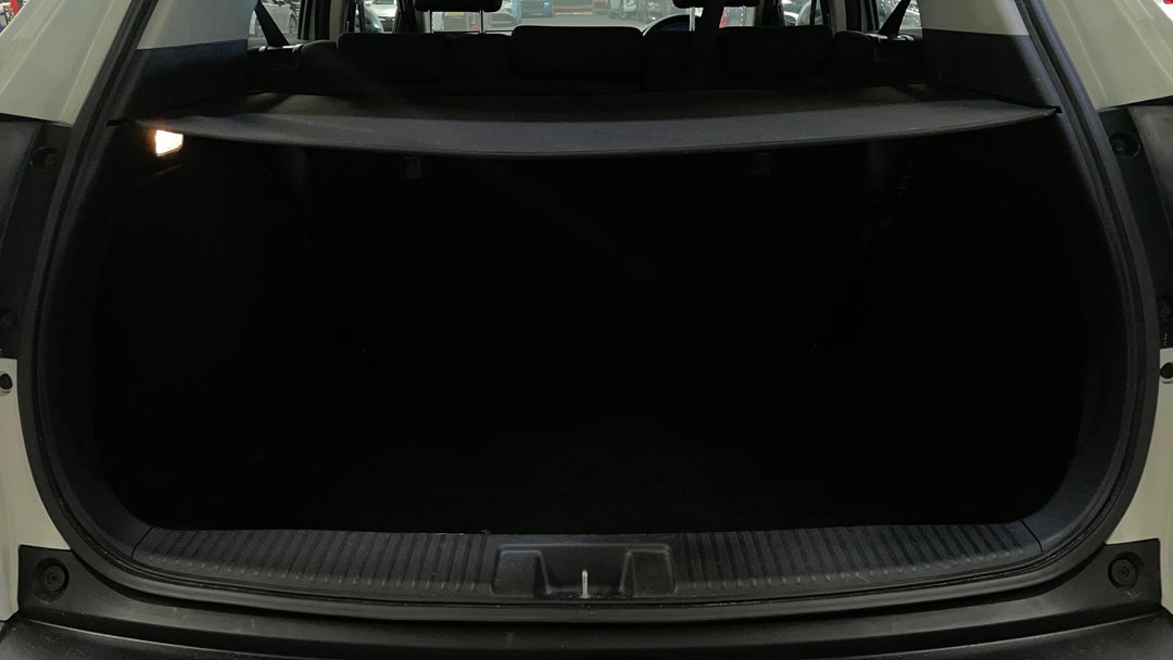 2016 Honda HR-V Vti, Automatic, 116376 km, Boot Inside View