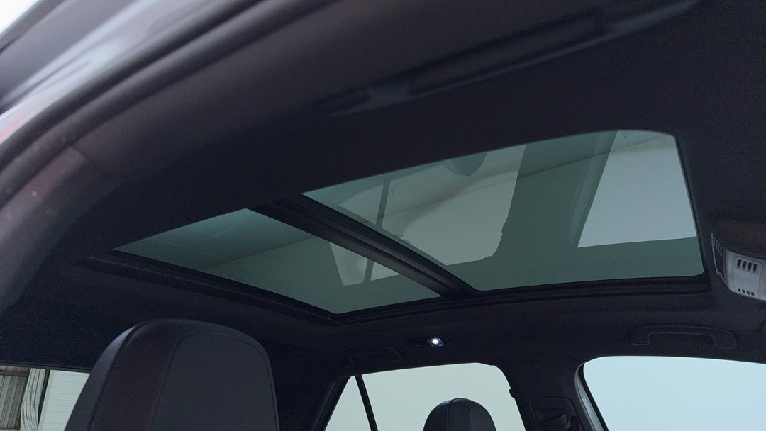 Interior Sunroof/Moonroof