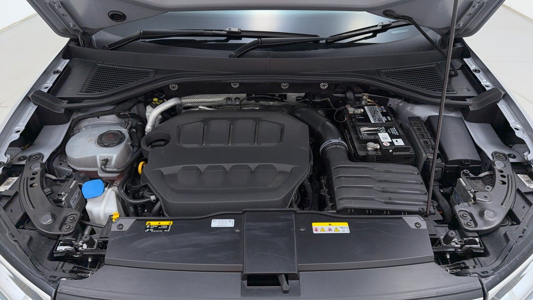 Open Bonnet (Engine)