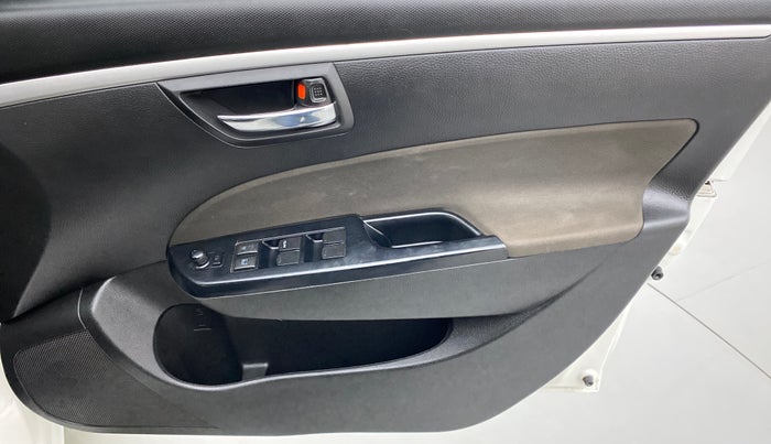 2017 Maruti Swift VXI OPT, Petrol, Manual, 39,322 km, Driver Side Door Panels Control