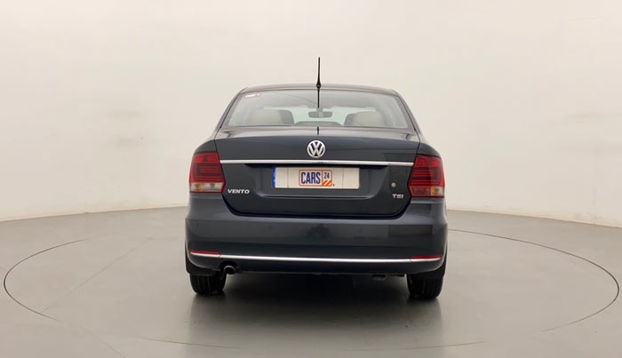 2016 Volkswagen Vento HIGHLINE PETROL AT, Petrol, Automatic, 54,777 km, Back/Rear