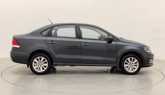 2016 Volkswagen Vento HIGHLINE PETROL AT, Petrol, Automatic, 54,777 km, Right Side View