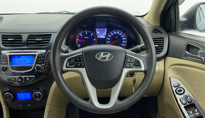 2014 Hyundai Verna FLUIDIC 1.6 SX CRDI, Diesel, Manual, 74,548 km, Steering Wheel Close Up