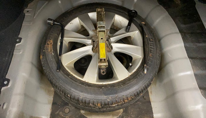 2013 Hyundai Verna FLUIDIC 1.6 VTVT SX OPT, Petrol, Manual, 27,360 km, Spare Tyre