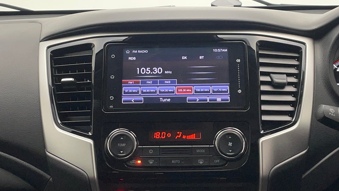 2021 Mitsubishi Triton Glx+ (4x4), Automatic, 16646 km, Infotainment System