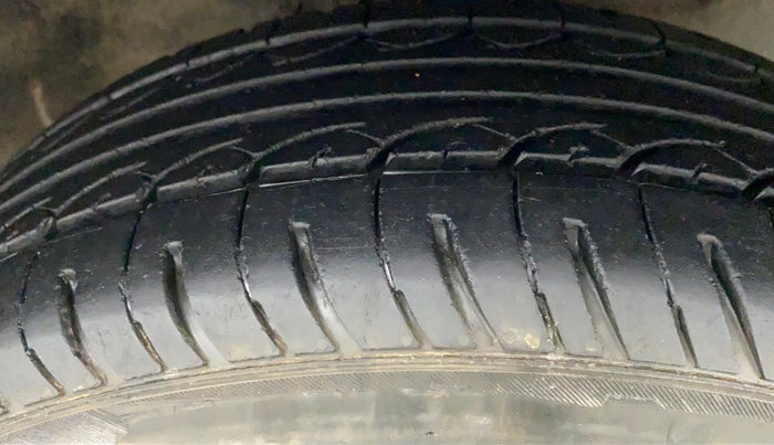 2018 Honda Amaze 1.5 SMT I DTEC, Diesel, Manual, 82,187 km, Right Front Tyre Tread