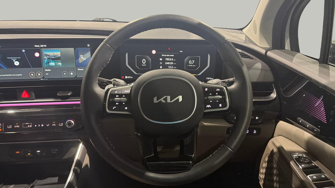 2025 Kia Carnival Gt-line, Automatic, 11012 km, Steering Wheel Close-up