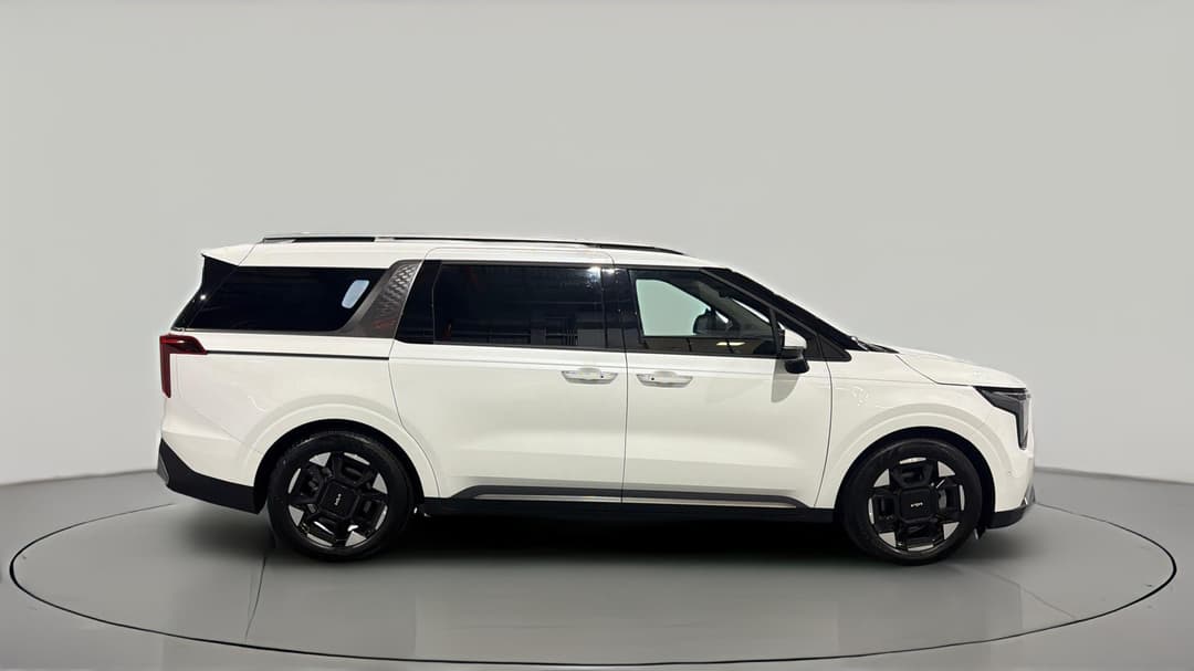 2025 Kia Carnival Gt-line, Automatic, 11012 km, Right Side View
