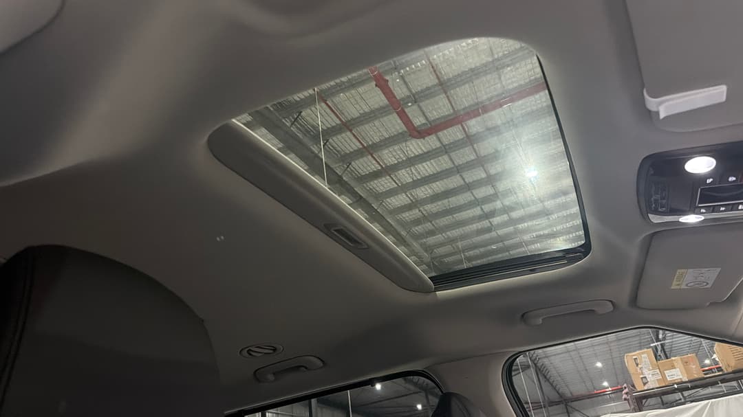 2025 Kia Carnival Gt-line, Automatic, 11012 km, Interior Sunroof/Moonroof