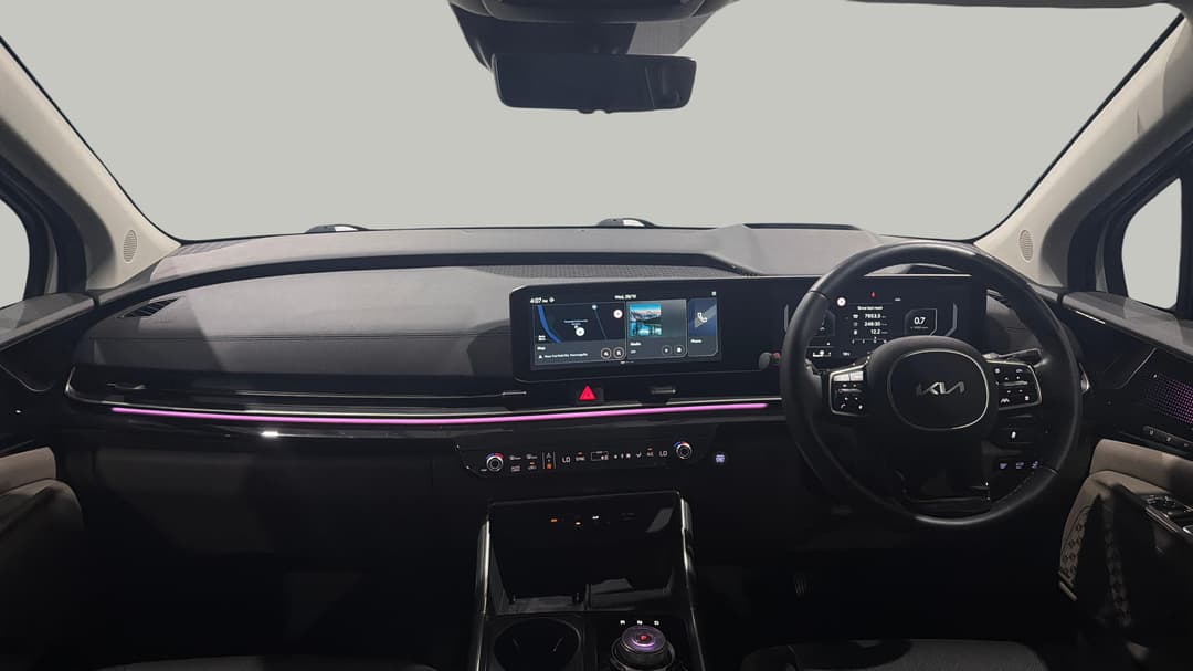 2025 Kia Carnival Gt-line, Automatic, 11012 km, Dashboard View