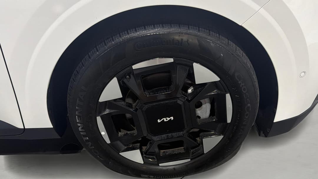 2025 Kia Carnival Gt-line, Automatic, 11012 km, Right Front Wheel