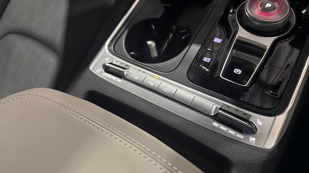 2025 Kia Carnival Gt-line, Automatic, 11012 km, Ventilated Seats