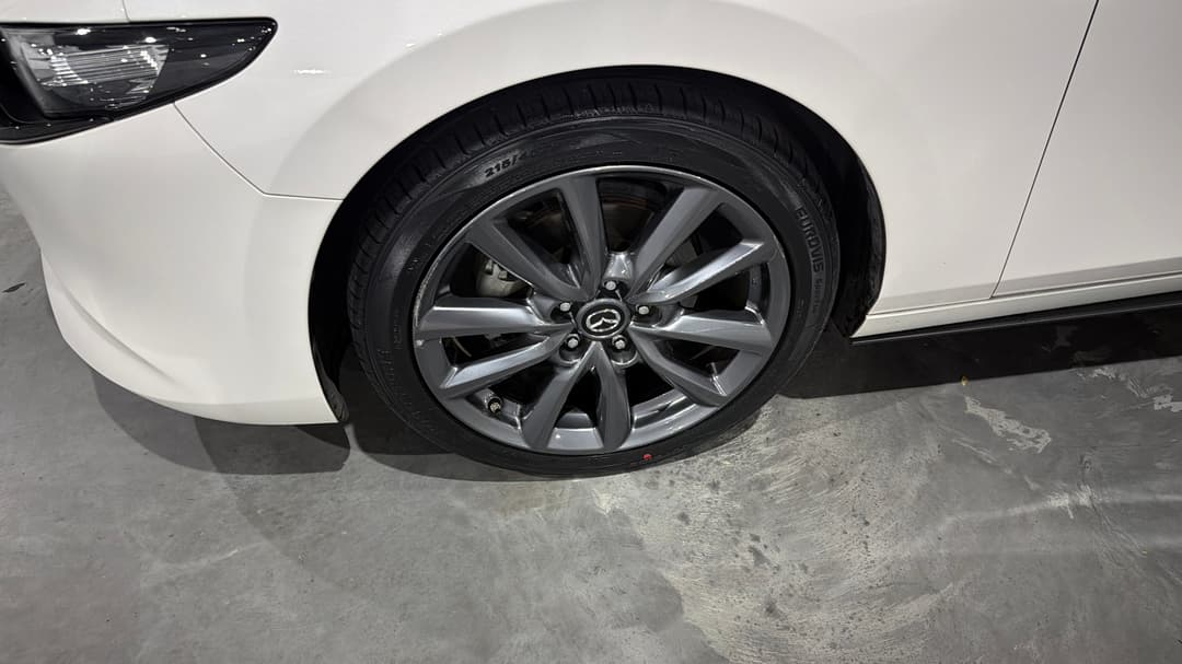 2020 Mazda 3 G25 Evolve, Automatic, 80095 km, Left Front Wheel