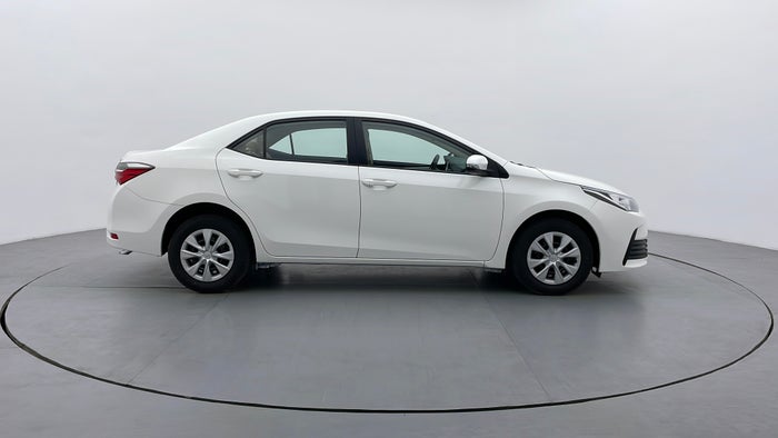 TOYOTA COROLLA-Right Side View