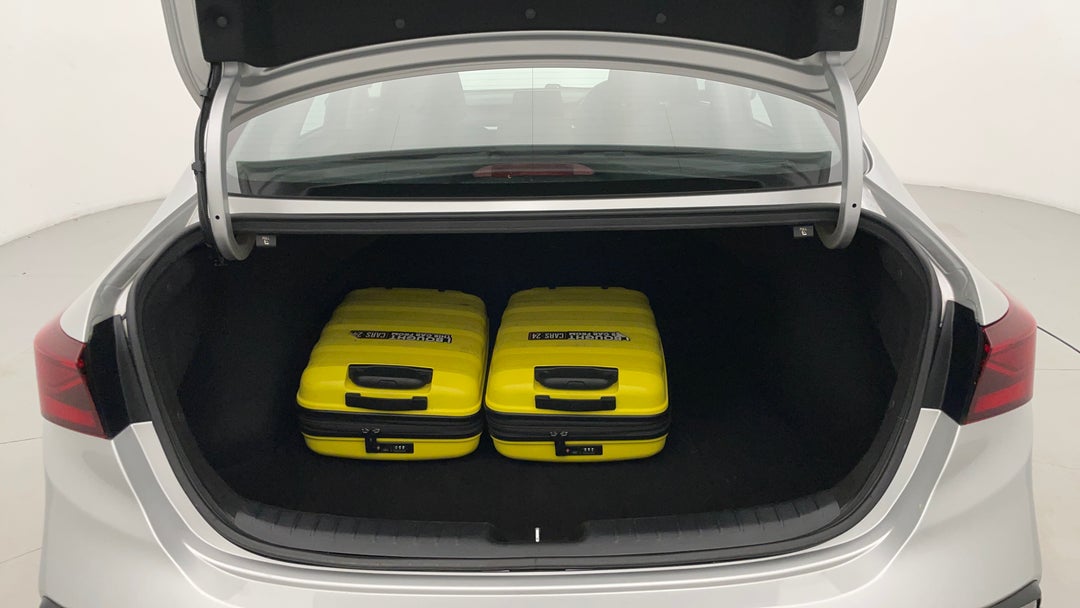 2019 Kia Cerato S, Automatic, 113142 km, Boot Inside View with Luggage